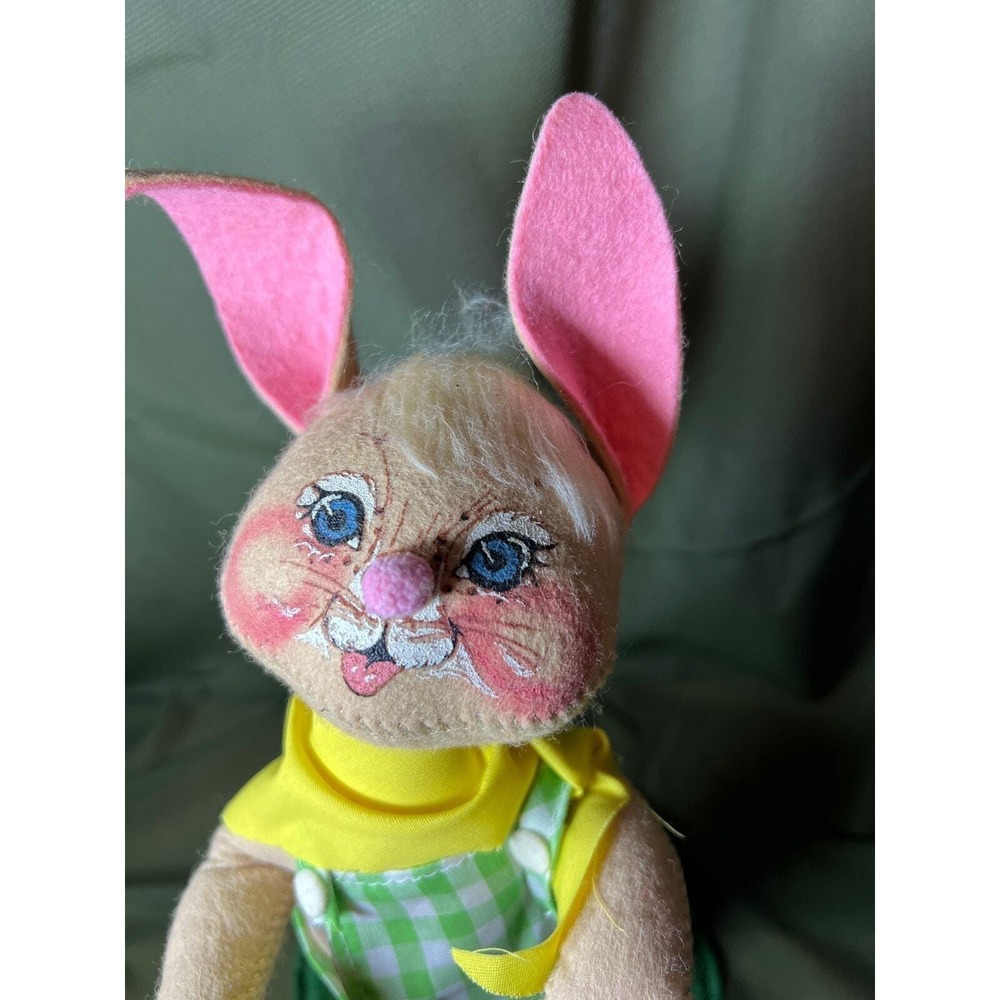 Vintage1988 Annalee Country Boy Spring Easter Bunny in Gingham with Base 12"